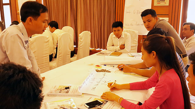 Kỹ năng bán hàng & chăm sóc Khách Hàng chuyên nghiệp - ISUZU (13 & 14.10.2014)